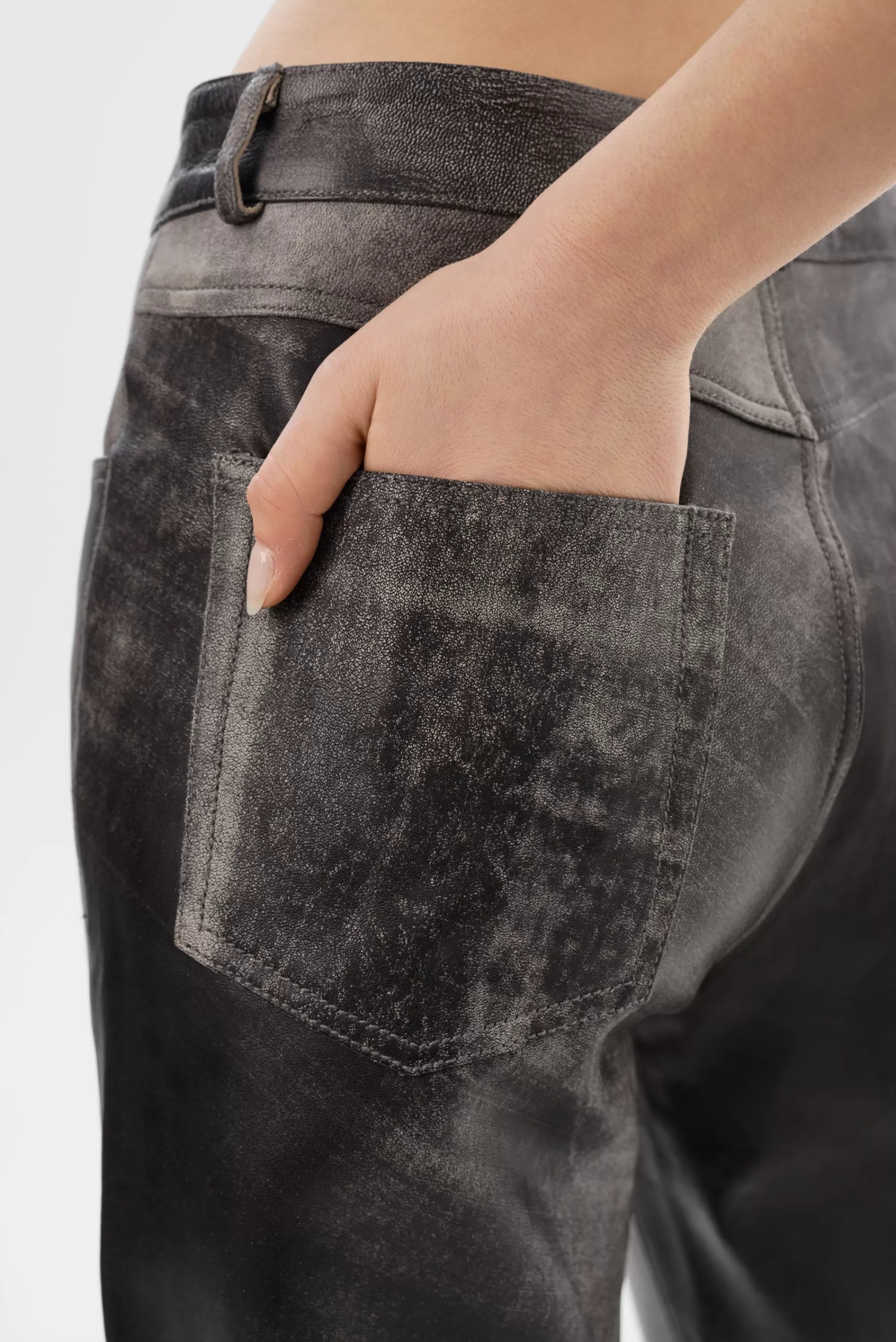 shannon__leather_pants_5-1.webp Clearance LAMARQUE SHANNON | Leather Pants Fossil Grey